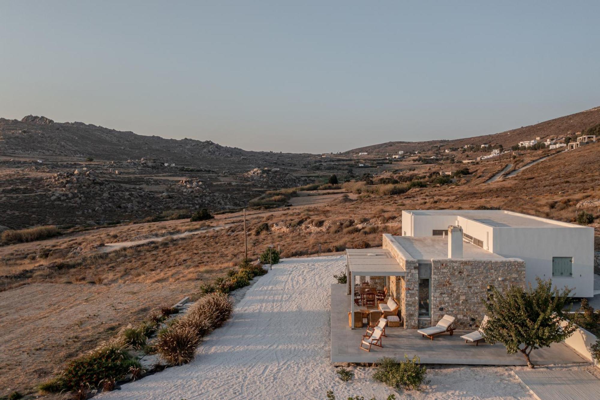 מיקרי ויגלה Sunshine Villa מראה חיצוני תמונה